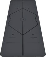 Liforme Original Yoga Mat – Free Yoga Bag Included – Patented Alignment System, Warrior-like Grip, Non-slip, Eco-friendly, sweat-resistant, long, wide, 4.2mm thick mat for comfort Visit the LIFORME Store